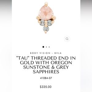 BVLA Tau in yellow gold with Oregon sunstone and grey sapphires